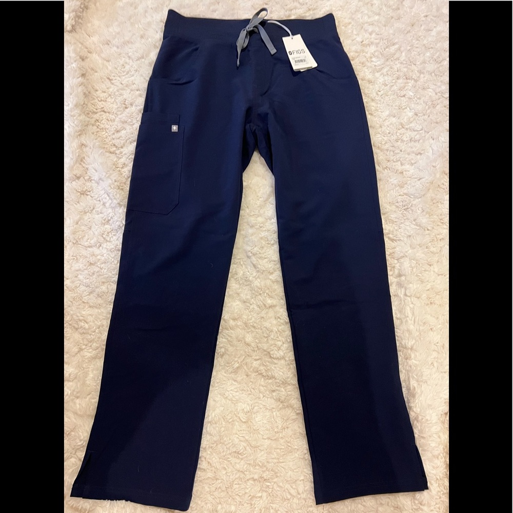 NWT Navy Kade Cargo FIGS
